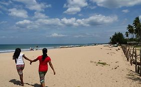 Hotel Marine At Negombo Beach